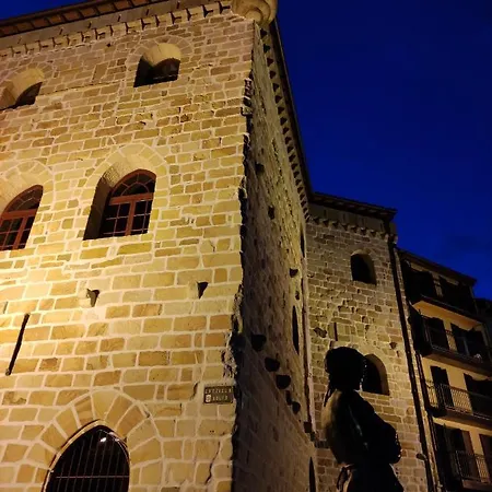 Gure Torrontero, Aparcamiento Gratuito Cercano